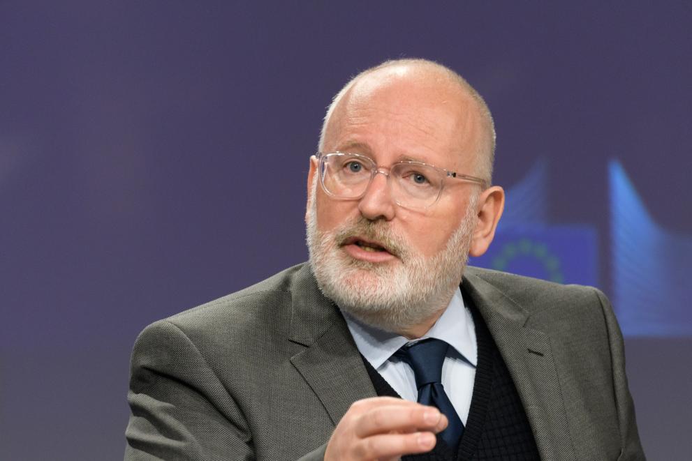 Joint press conference by Frans Timmermans, First Vice-President of the EC, and Věra Jourová, Member of the EC, on the Commission proposal concerning the protection of whistleblowers